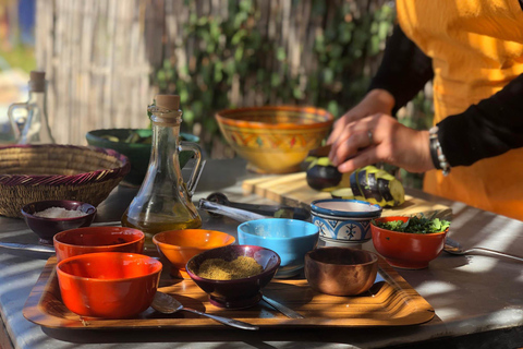 Marrakech: Corso di cucina sulle montagne dell&#039;Atlante con una famiglia berbera