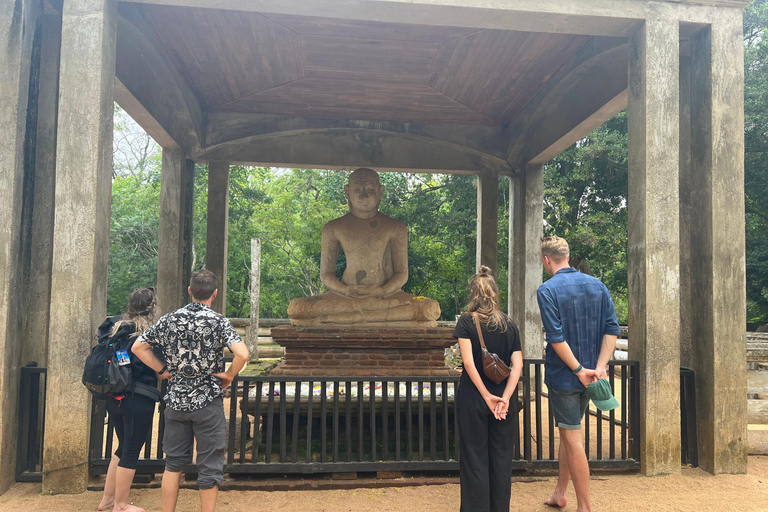 Anuradhapura: Heritage Mountain bike Tour