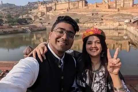 Biglietti elettronici salta fila per il forte Amber e guida i trasferimenti a Jaipur