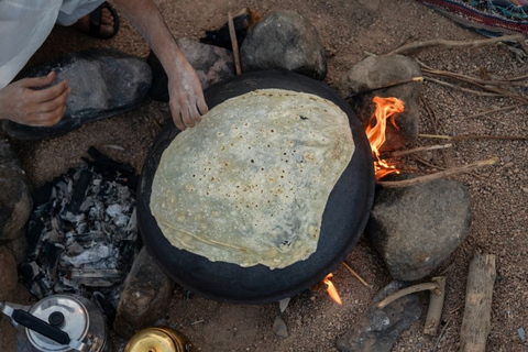 Scharm El-Scheich: Premium-Arabische Nacht mit AbendessenScharm El-Scheich: Premium-Arabische-Nacht-Entdeckung mit Abendessen