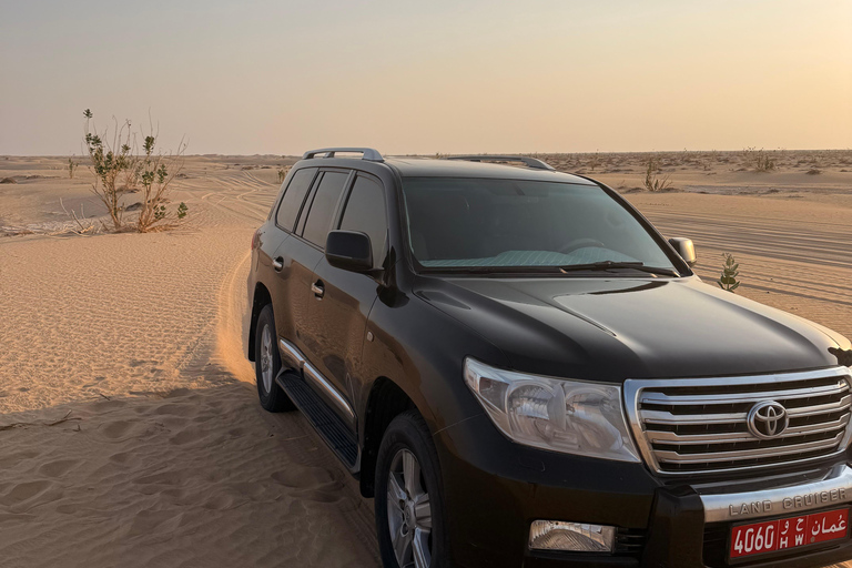 Salalah: West Side Private Tour with Off-Road Adventure