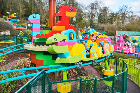 Da Londra: Ingresso al resort LEGOLAND® Windsor e trasferimento in autobus