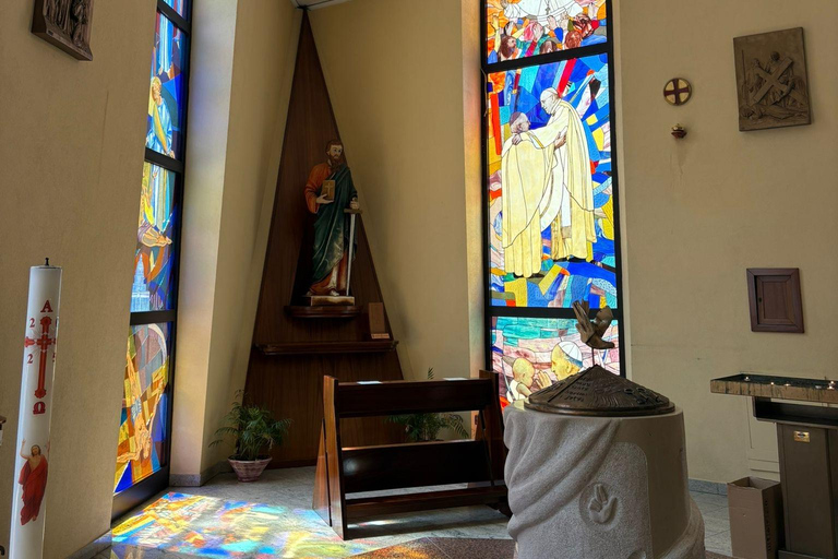 地拉那共产主义遗迹和历史中心之旅地拉那共产主义与历史中心之眼