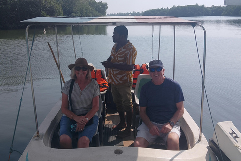 Negombo: Private City Tour by Tuk Tuk with Hotel Pickup