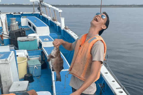 Tokyo: Fishing Adventure & Japanese Cuisine with Your Catch