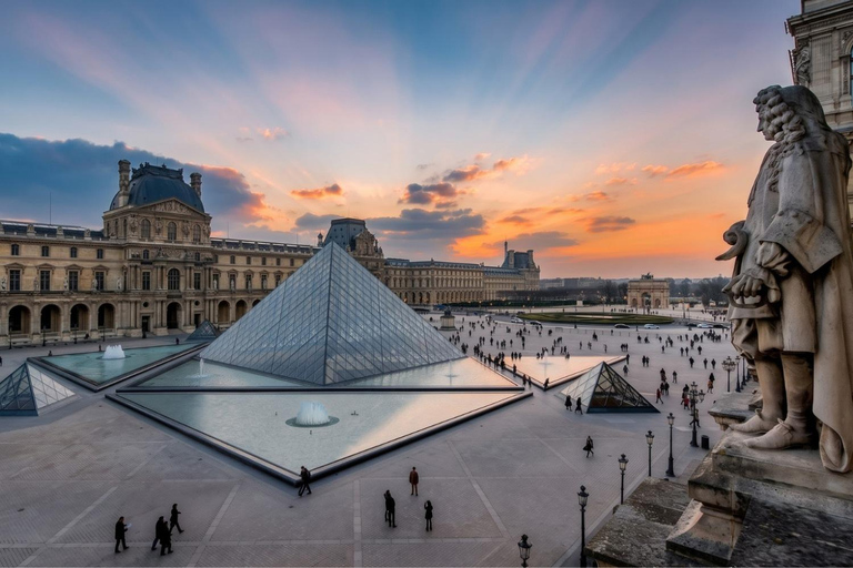 Louvre Museum Reserved Entry With Audio Guide Access.
