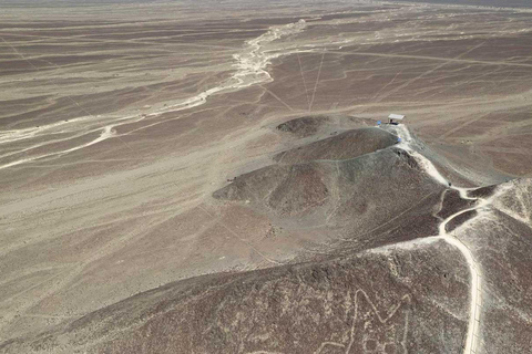 Nazca: Light aircraft flight over the Nazca Lines