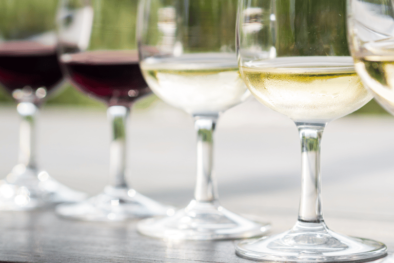 Visite privée de luxe : Sites antiques de Némée et dégustation de vin