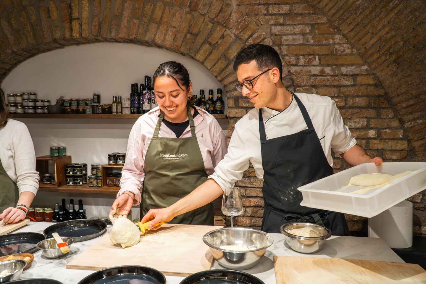 Rome: Pizza and Gelato Making Class with Wine