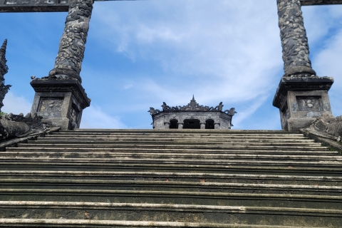 Visite privée de la citadelle de Hue avec déjeuner royal