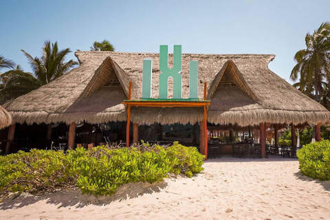 Cancun: Premium Catamaran with Transportation & Dock fee