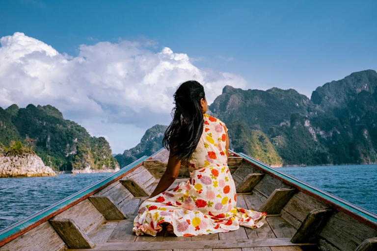 Khao Lak: crucero por el lago Cheow Lan, excursión a pie y tour en kayakKhao Lak: crucero por el lago Cheow Lan, senderismo y excursión en kayak