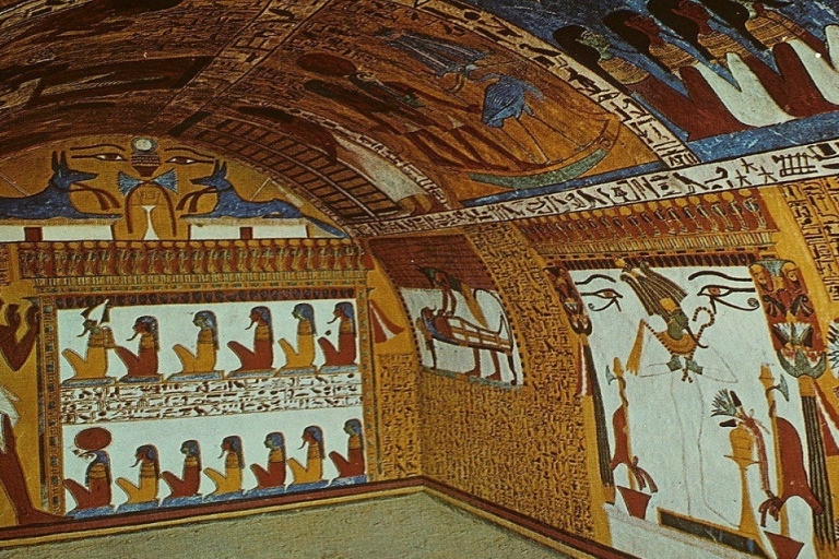 Luxor: Valley of Kings, Queens Shared tour, Guide, and Lunch