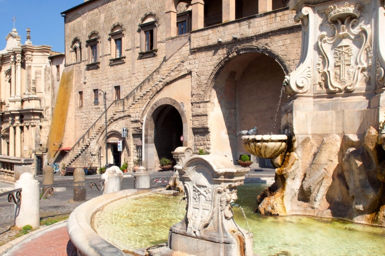 Desde Civitavecchia: Tarquinia y visita al lugar de la UNESCO con almuerzoTour privado con el parque subterráneo etrusco
