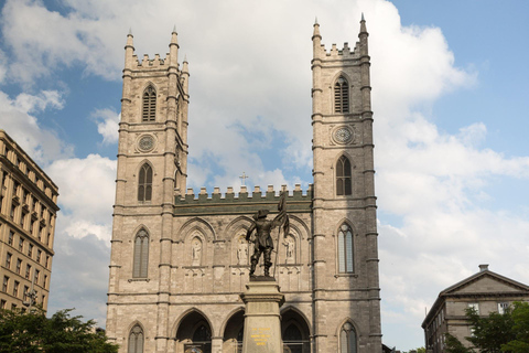 Skip-the-line Notre-Dame Basilica of Montreal Private Tour