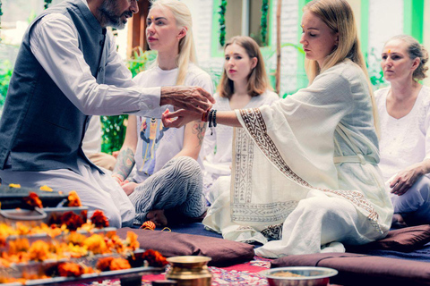 Delhi: tour di 7 giorni a Rishikesh con yoga, ayurveda e meditazioneDelhi: tour di 7 giorni a Rishikesh tra yoga, ayurveda e meditazione