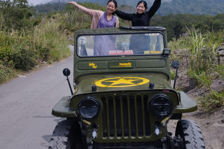 Yogyakarta : Mont Merapi Jeep Adventure Tour