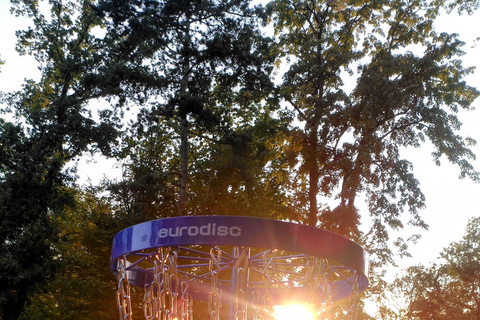 Frisbee golf / disc golf: divertimento in un bellissimo parco di LipsiaFrisbee golf / Disc golf: divertimento assicurato in un bellissimo parco a Lipsia