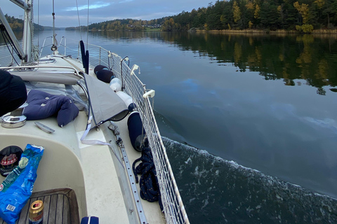 Estocolmo: Tour particular em um barco a velaPasseio de barco em Estocolmo