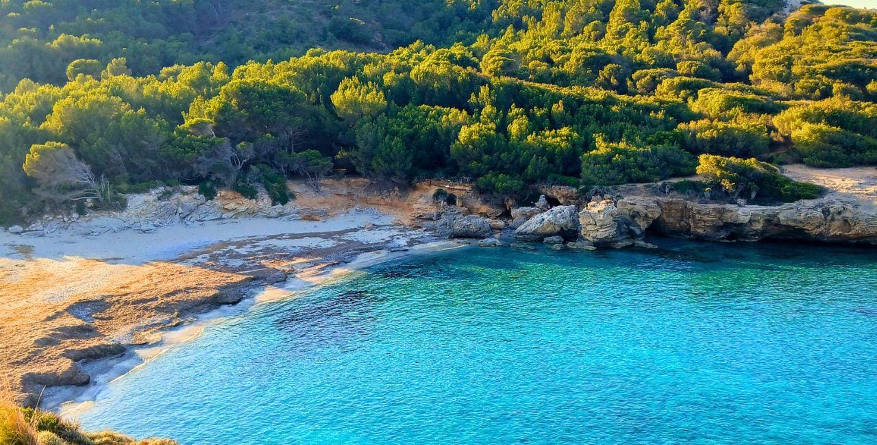 Cala Millor: Sunset-Wanderung zum Geheimstrand, mit Meersalz-Souvenir