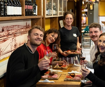 Florence: Food Walking Tour with Local Steak and Tuscan Wine
