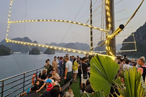 Halong Bay Delights: Deluxe Day Cruise with Kayaking & Lunch Halong Bay Delights: Deluxe Day Cruise with Kayaking & Lunch