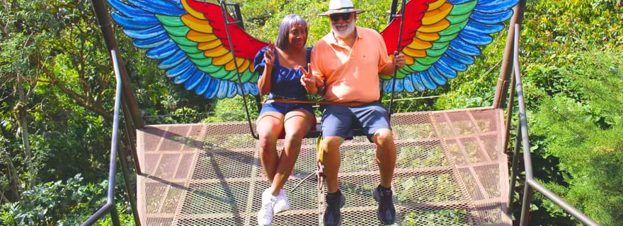 Ruta de Las Flores : charmante ville et tour en toboggan arc-en-ciel