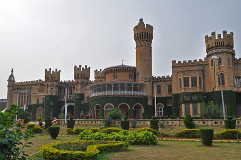 Bangalore Day Tour: Lalbagh, Tipu Palace & Bull Temple