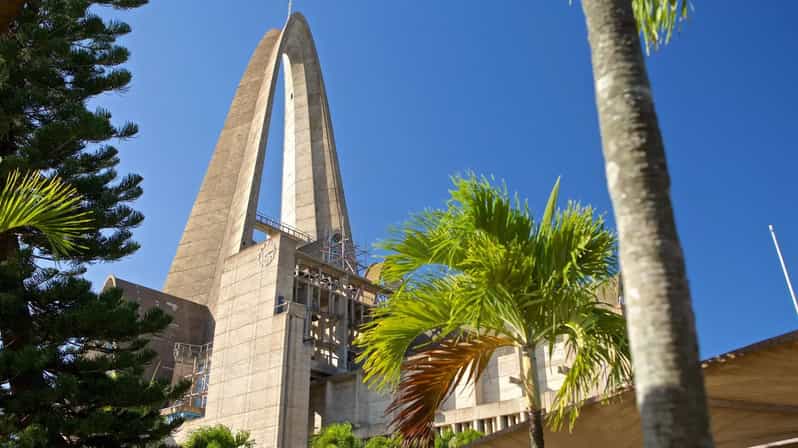 Punta Cana: Cacao, River, and Basilica Tour with Swim