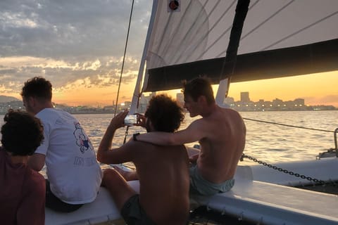 Rio de Janeiro: Private Catamaran Cruise with BBQ & Open Bar