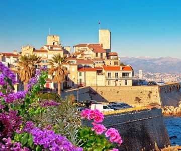 Von Nizza aus: Cannes, Antibes & St. Paul de Vence Halbtagestour