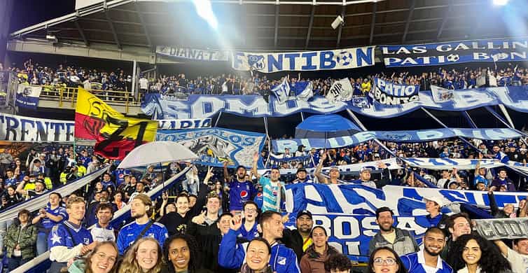 Colagem de mídia