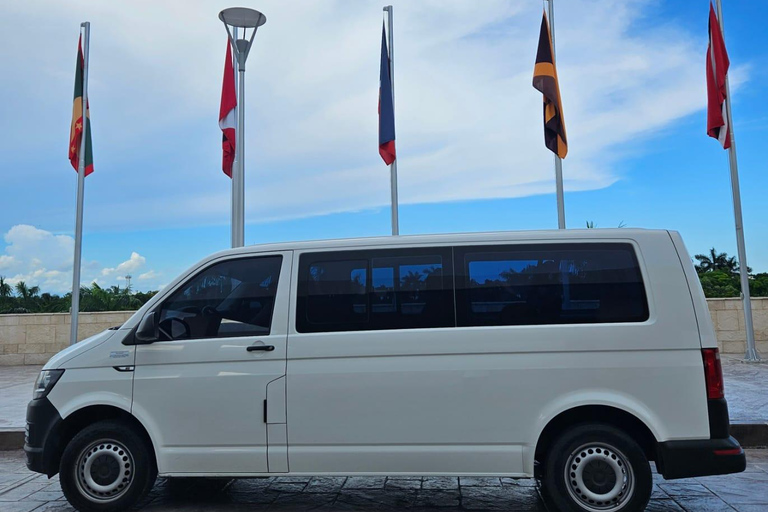 Transfert de l&#039;aéroport de CancunTransfert privé de l&#039;aéroport de Cancun à l&#039;hôtel le soir