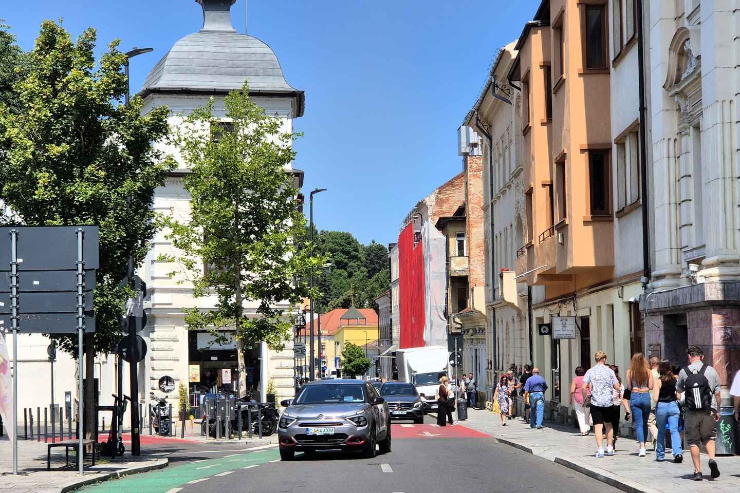 Cluj Insight: Walking tour with a travel writer & historian