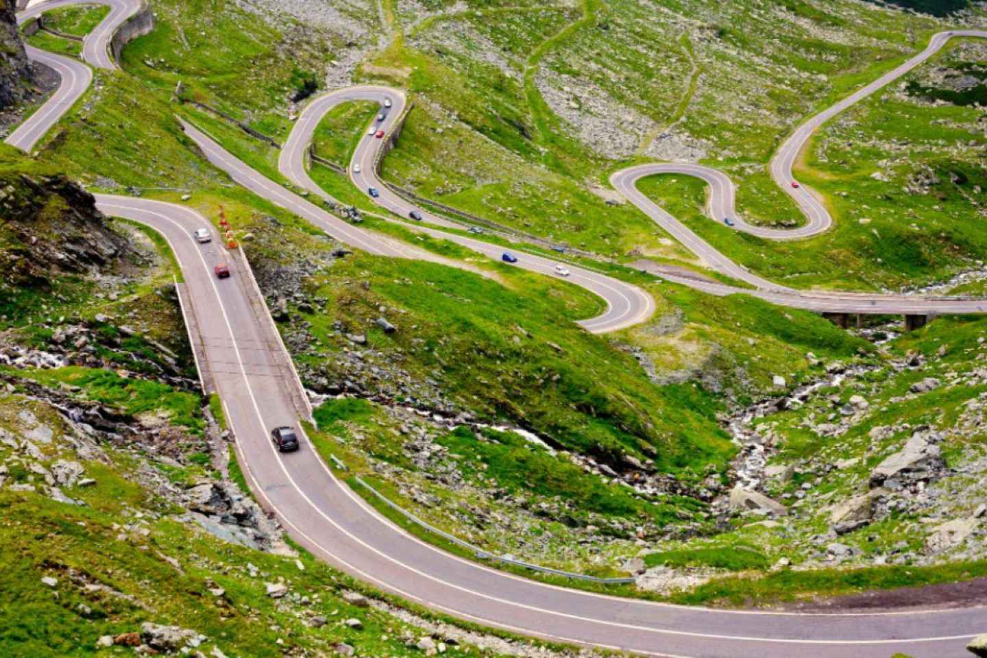 Tour Privado de un Día desde Bucarest a la Carretera Transfagarasan