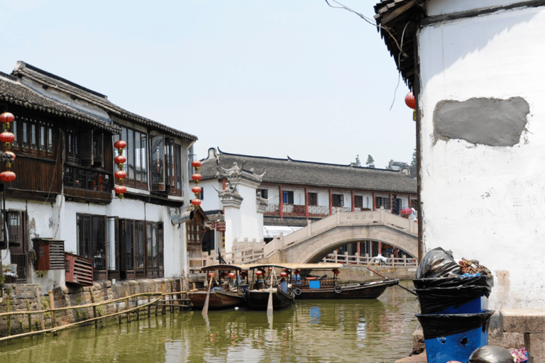 2 Day Private Shanghai Skyline to Watertown &amp; Suzhou GardenWithout all admissions