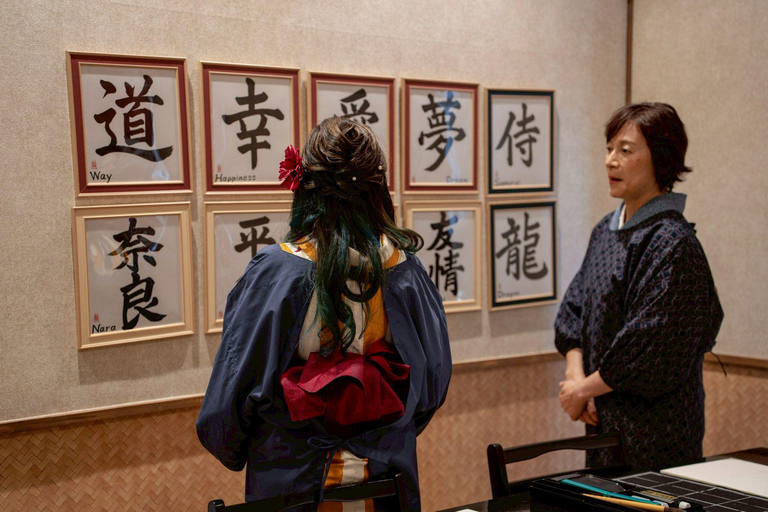 Nara: Japanese Calligraphy Experience