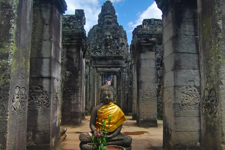 Tour privado de 4 días Phnom Penh y Siem Reap incluye vuelo