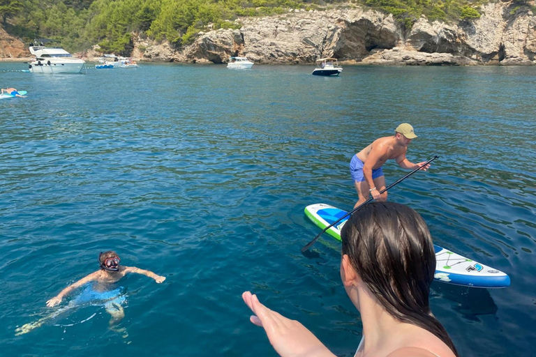 دوبروفنيك - جولة خاصة لمدة نصف يوم بالقارب الشراعي إلى جزر إلافيتي