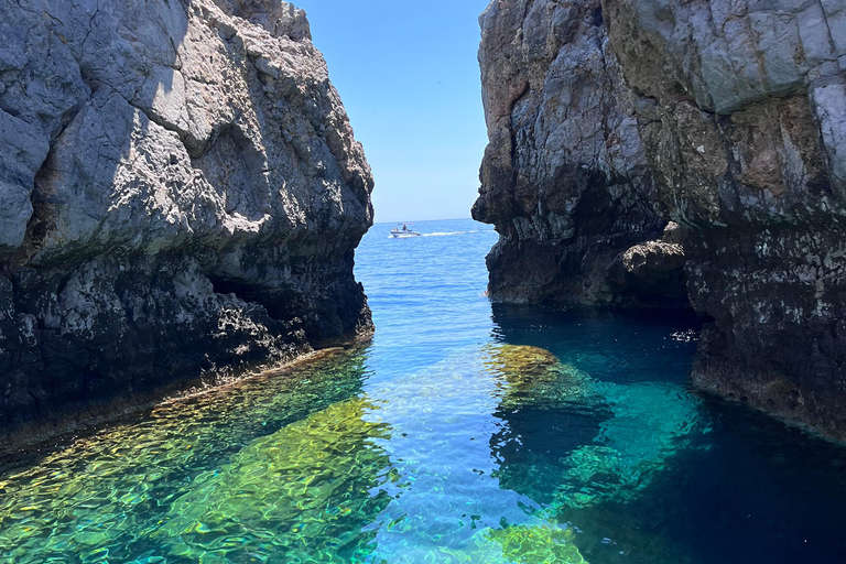 Lindos,Pefkos: Crucero en barco con natación y snorkel todo incluidoCrucero en barco con traslado desde Pefkos, Lindos y Lardos