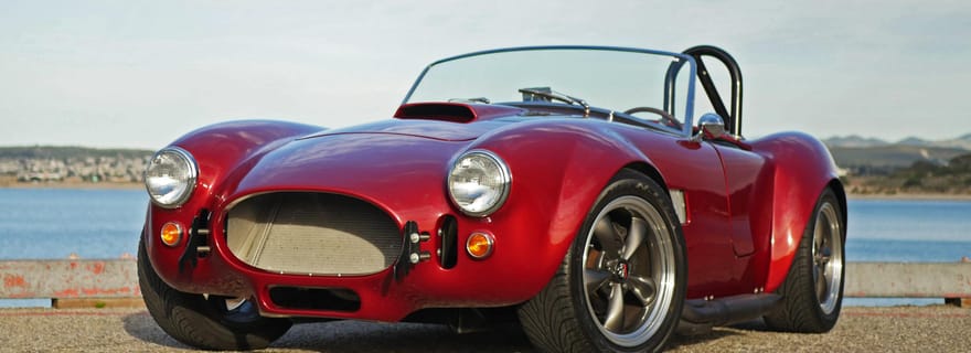 Monterey et Big Sur : conduisez une Ford Shelby Cobra Tribute de 1965