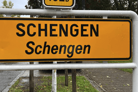 Treviri (Germania), Schengen e castello francese: tour da LussemburgoTrier (DE), Schengen &amp; French Castle: Tour from Luxembourg