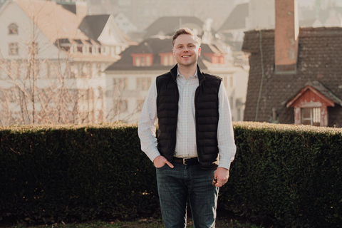 Zurich: Private Professional Photoshoot at Lindenhof