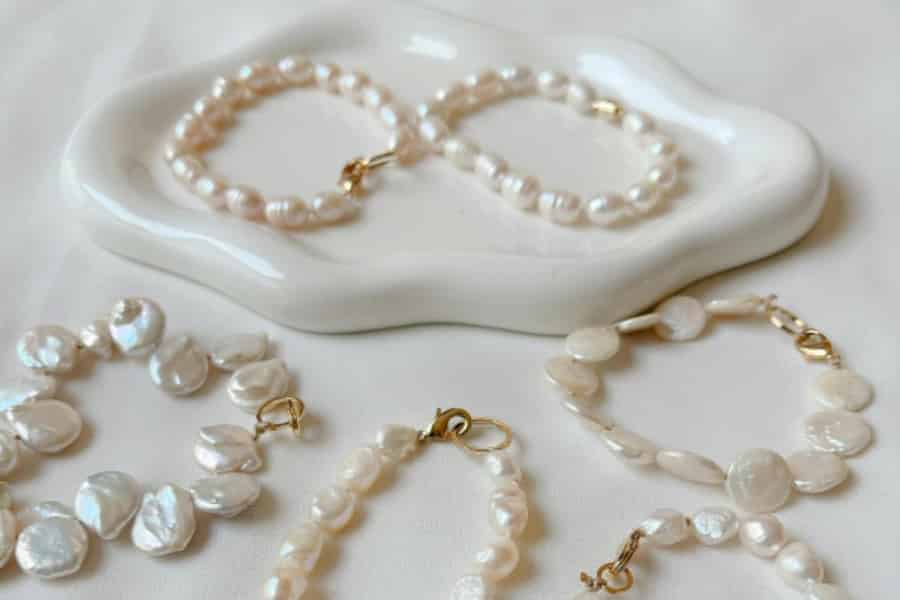 München: Schmuck-Workshop mit Süßwasserperlen und Edelsteinen. Foto: GetYourGuide München: Schmuck-Workshop mit Süßwasserperlen und Edelsteinen. Foto: GetYourGuide