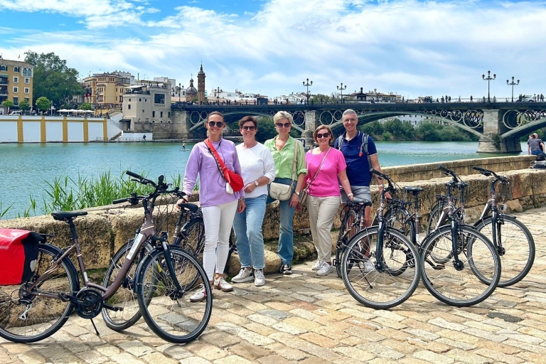 Seville: Dutch Cycling Highlights Tour with local guide