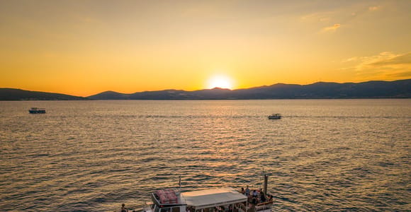 From Split: Evening Boat Tour with Sunset Views
