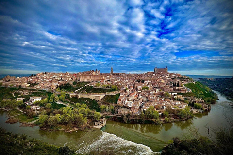 Toledo: Wijnproeverij in Toledo &amp; La Mancha - Molens en lunch inbegrepen.Wijnproeverij in Toledo &amp; La Mancha: molens en lunch inbegrepen.