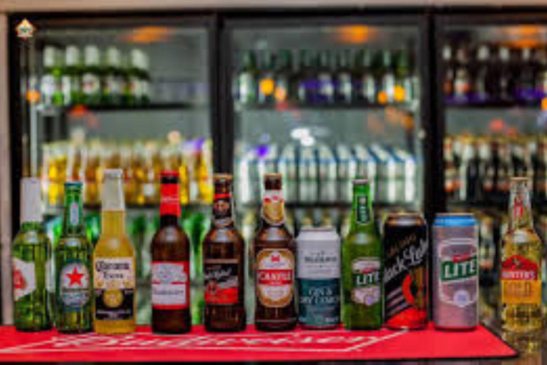 Livingstone: Nightlife Pub and Club Tour with Transfers