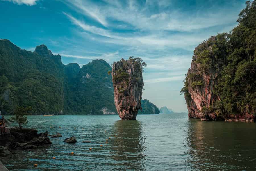 Phuket: James Bond Island und Phang Nga Bay mit der Premium Yacht. Foto: GetYourGuide Phuket: James Bond Island und Phang Nga Bay mit der Premium Yacht. Foto: GetYourGuide