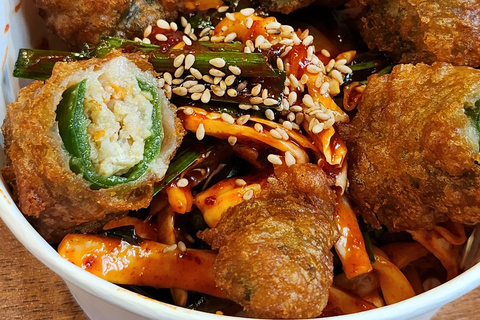 Seul: tour gastronómico pelo mercado noturno com churrasco coreano e casa de chá